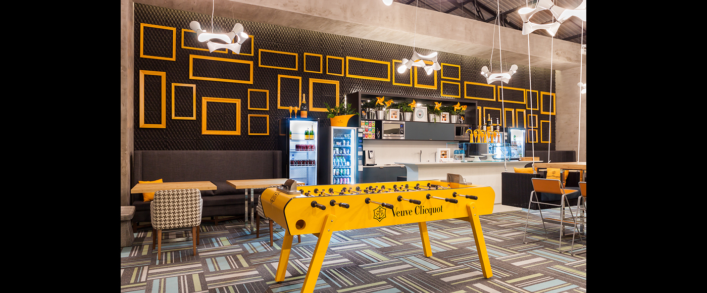 cafe veuve clicquot en